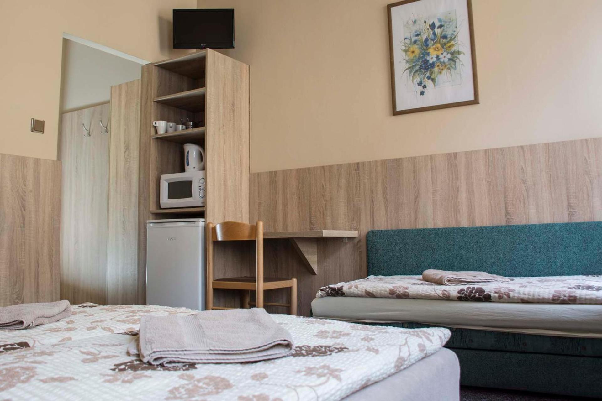 Penzion Krmelec Chrudim Bagian luar foto